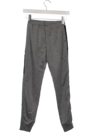 Kinder Sporthose, Größe 11-12y/ 152-158 cm, Farbe Grau, Preis 13,49 €