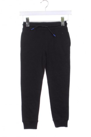 Pantaloni de trening, pentru copii Oviesse, Mărime 6-7y/ 122-128 cm, Culoare Negru, Preț 38,99 Lei