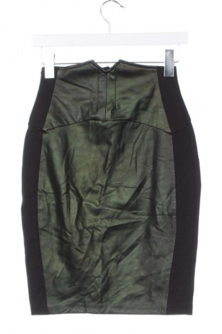 Fustă de piele Stradivarius, Mărime M, Culoare Verde, Preț 28,99 Lei