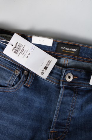 Męskie jeansy Jack & Jones, Rozmiar M, Kolor Niebieski, Cena 76,99 zł