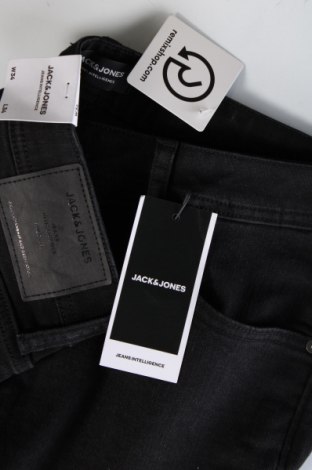 Pánske džínsy  Jack & Jones, Veľkosť M, Farba Čierna, Cena  14,95 €