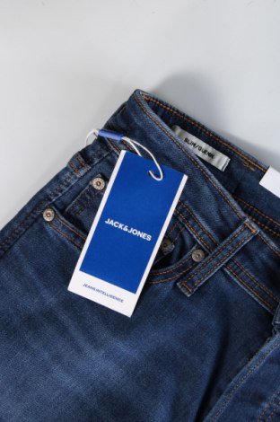 Herren Jeans Jack & Jones, Größe M, Farbe Blau, Preis € 17,99