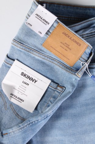 Męskie jeansy Jack & Jones, Rozmiar M, Kolor Niebieski, Cena 70,99 zł