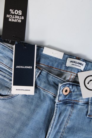 Męskie jeansy Jack & Jones, Rozmiar M, Kolor Niebieski, Cena 73,99 zł