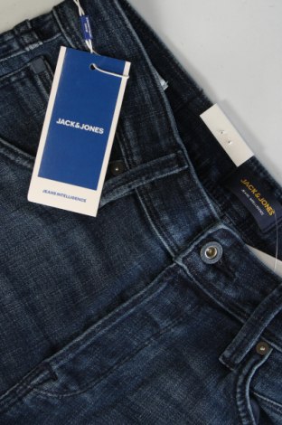 Męskie jeansy Jack & Jones, Rozmiar S, Kolor Niebieski, Cena 73,99 zł