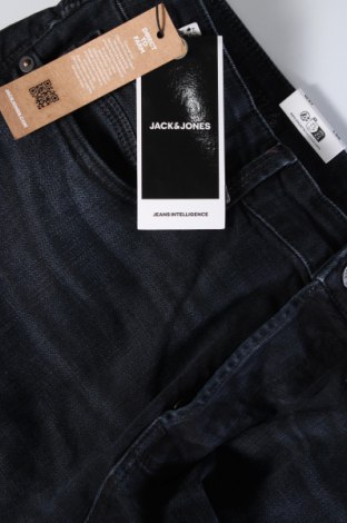 Herren Jeans Jack & Jones, Größe M, Farbe Blau, Preis 16,99 €