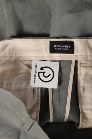 Pánské kraťasy Jack & Jones, Velikost L, Barva Zelená, Cena  359,00 Kč