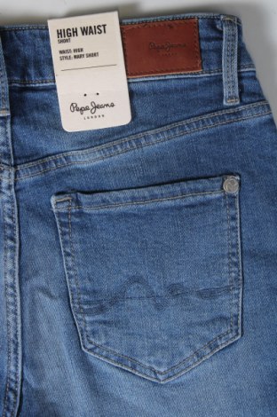 Pantaloni scurți de bărbați Pepe Jeans, Mărime S, Culoare Albastru, Preț 88,99 Lei