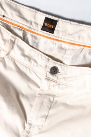 Pantaloni de bărbați Boss Orange, Mărime L, Culoare Bej, Preț 392,99 Lei