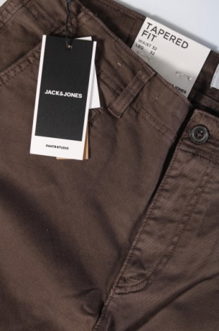 Pánske nohavice  Jack & Jones, Veľkosť M, Farba Hnedá, Cena  14,95 €