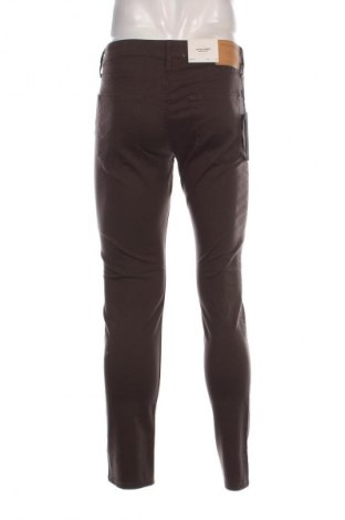 Pantaloni de bărbați Jack & Jones, Mărime M, Culoare Maro, Preț 163,99 Lei