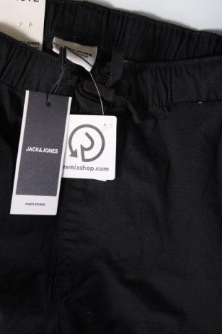 Pantaloni de bărbați Jack & Jones, Mărime XL, Culoare Negru, Preț 97,99 Lei