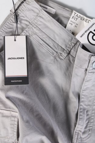 Herrenhose Jack & Jones, Größe L, Farbe Grau, Preis 14,99 €