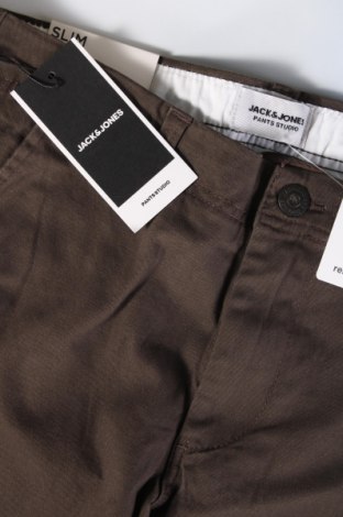 Pánske nohavice  Jack & Jones, Veľkosť M, Farba Hnedá, Cena  14,95 €