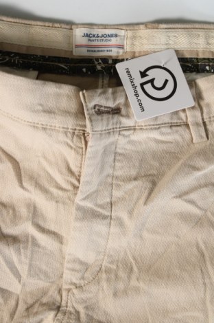 Pantaloni de bărbați Jack & Jones, Mărime XL, Culoare Bej, Preț 134,99 Lei