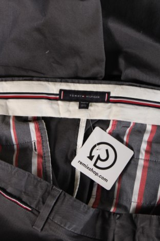 Pantaloni de bărbați Tommy Hilfiger, Mărime L, Culoare Gri, Preț 107,14 Lei