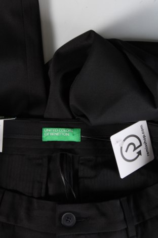 Pantaloni de bărbați United Colors Of Benetton, Mărime M, Culoare Negru, Preț 122,99 Lei