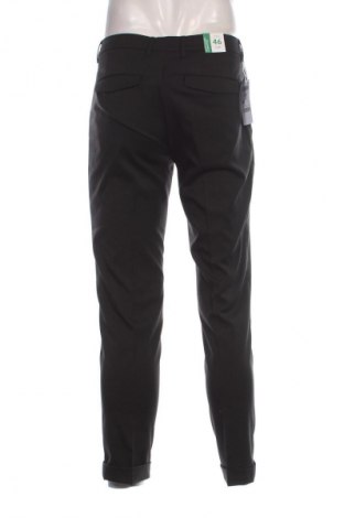 Pantaloni de bărbați United Colors Of Benetton, Mărime M, Culoare Negru, Preț 122,99 Lei