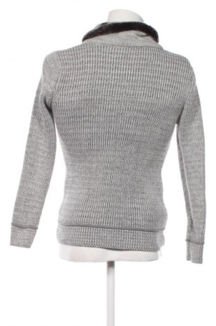 Herrenpullover Club Ju, Größe M, Farbe Grau, Preis 9,99 €