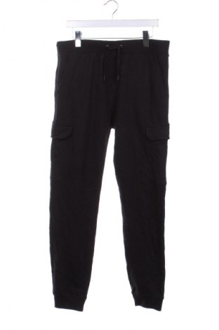 Pantaloni trening de bărbați Q/S by S.Oliver, Mărime L, Culoare Negru, Preț 88,99 Lei