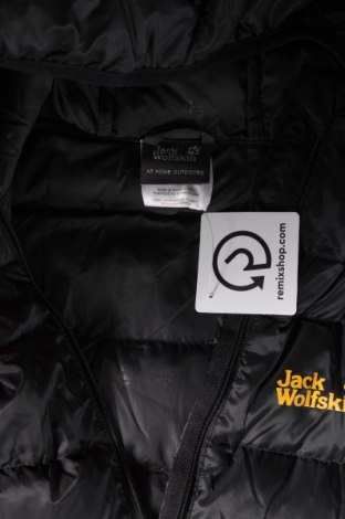 Pánska bunda  Jack Wolfskin, Veľkosť M, Farba Čierna, Cena  69,95 €