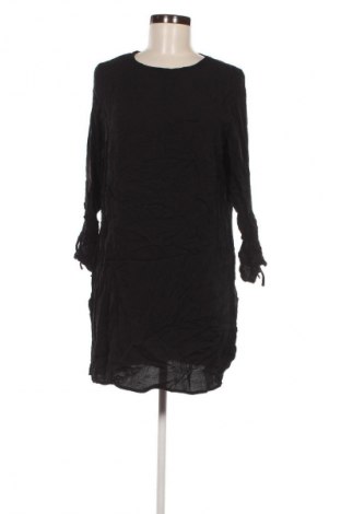 Kleid, Größe M, Farbe Schwarz, Preis € 4,49