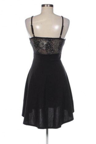 Kleid Almost Famous, Größe M, Farbe Schwarz, Preis 15,49 €