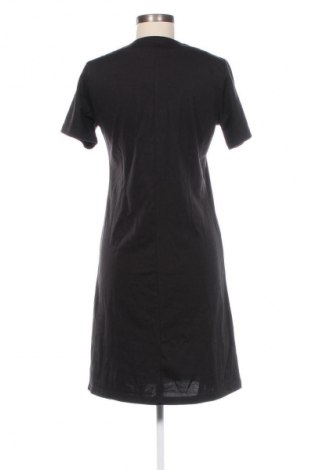 Kleid Estefania, Größe M, Farbe Schwarz, Preis 74,49 €