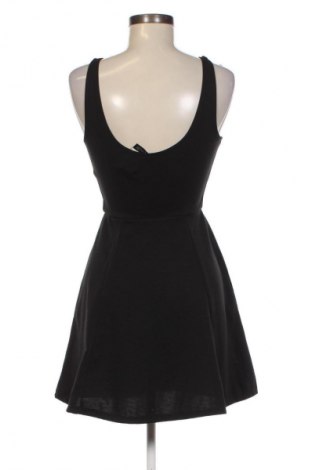 Kleid H&M Divided, Größe M, Farbe Schwarz, Preis 6,99 €