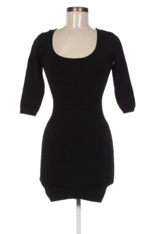 Kleid Mango, Größe S, Farbe Schwarz, Preis 5,49 €