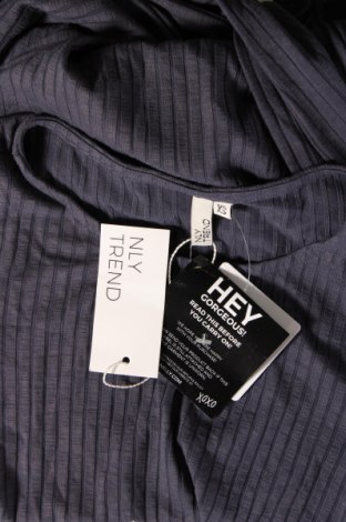 Kleid Nly Trend, Größe XS, Farbe Grau, Preis € 9,99