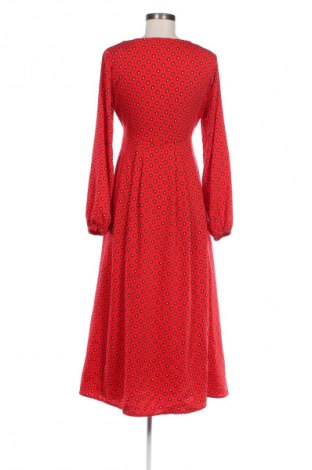 Kleid ONLY, Größe S, Farbe Rot, Preis 23,99 €