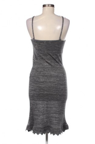 Rochie Playlife, Mărime M, Culoare Gri, Preț 218,99 Lei