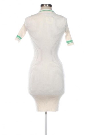 Rochie Reserved, Mărime M, Culoare Ecru, Preț 51,48 Lei