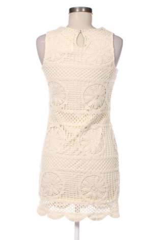 Rochie Stradivarius, Mărime S, Culoare Ecru, Preț 33,99 Lei