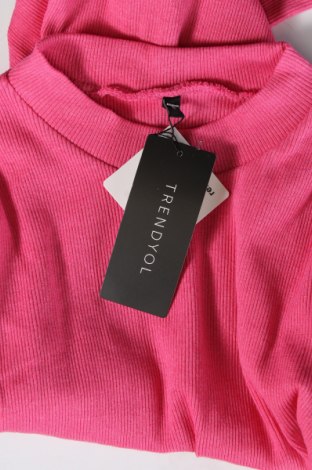 Kleid Trendyol, Größe L, Farbe Rosa, Preis € 19,94