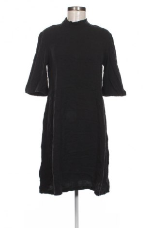 Rochie United Colors Of Benetton, Mărime M, Culoare Negru, Preț 39,99 Lei