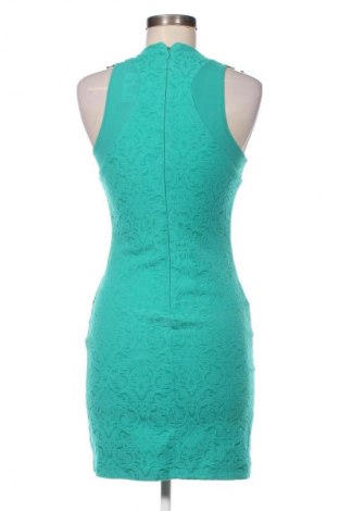 Kleid Zara Trafaluc, Größe M, Farbe Grün, Preis 15,99 €