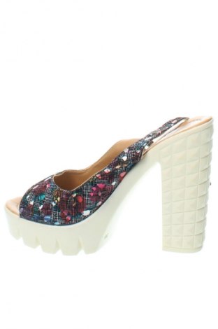 Sandale, Mărime 36, Culoare Multicolor, Preț 39,99 Lei