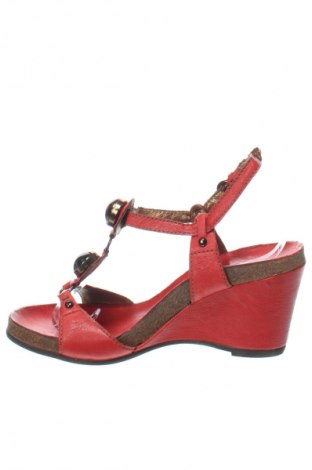 Sandalen Bata, Größe 39, Farbe Rot, Preis 48,49 €