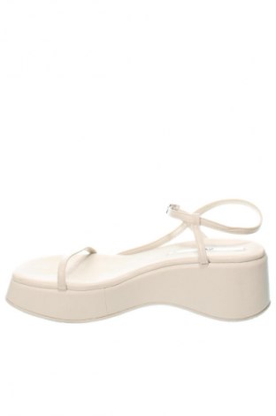 Sandalen Zara, Größe 40, Farbe Ecru, Preis 14,00 €