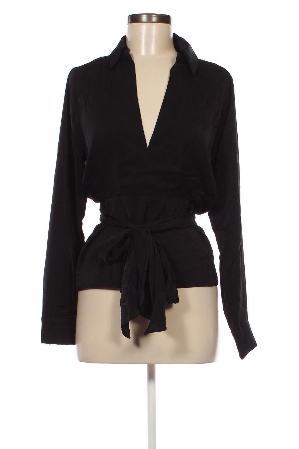 Bluză de femei Guido Maria Kretschmer for About You, Mărime M, Culoare Negru, Preț 50,99 Lei