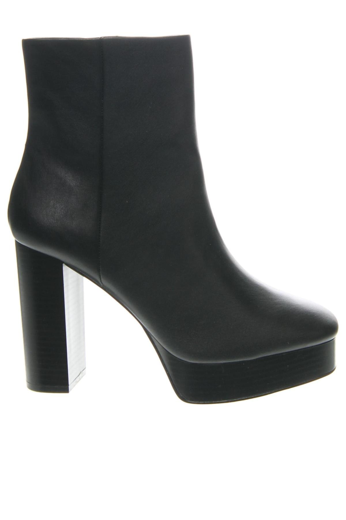 Botine de damă Madden Girl, Mărime 40, Culoare Negru, Preț 358,99 Lei