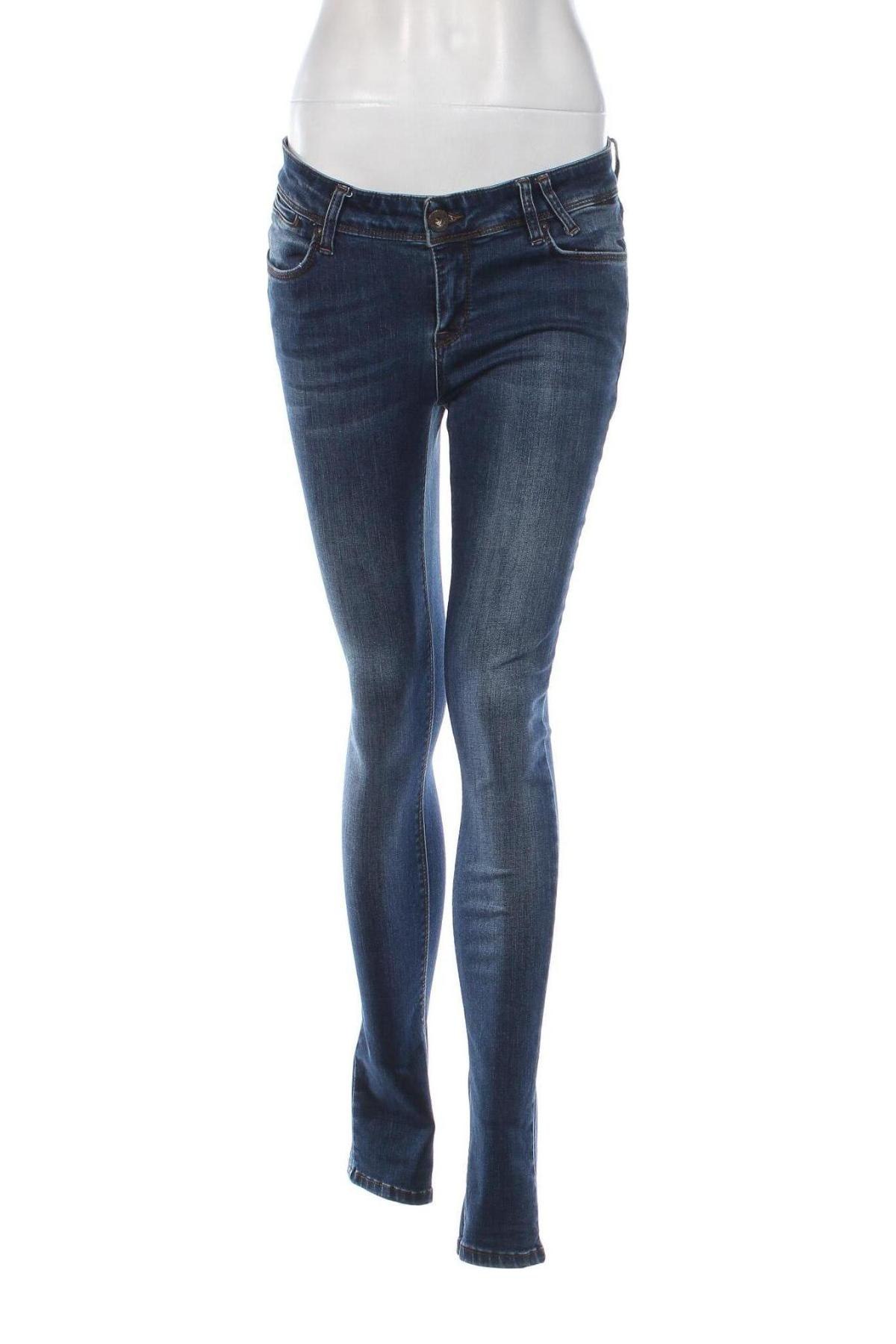 Damen Jeans Guess, Größe M, Farbe Blau, Preis 38,36 €