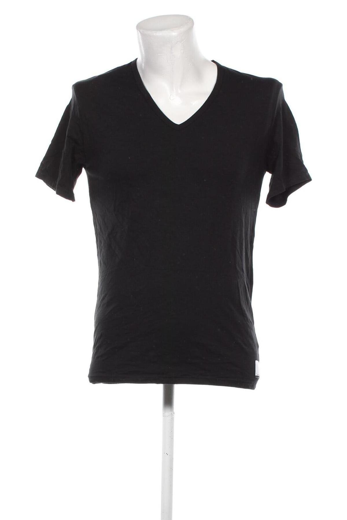 Tricou de bărbați Calvin Klein, Mărime M, Culoare Negru, Preț 111,99 Lei