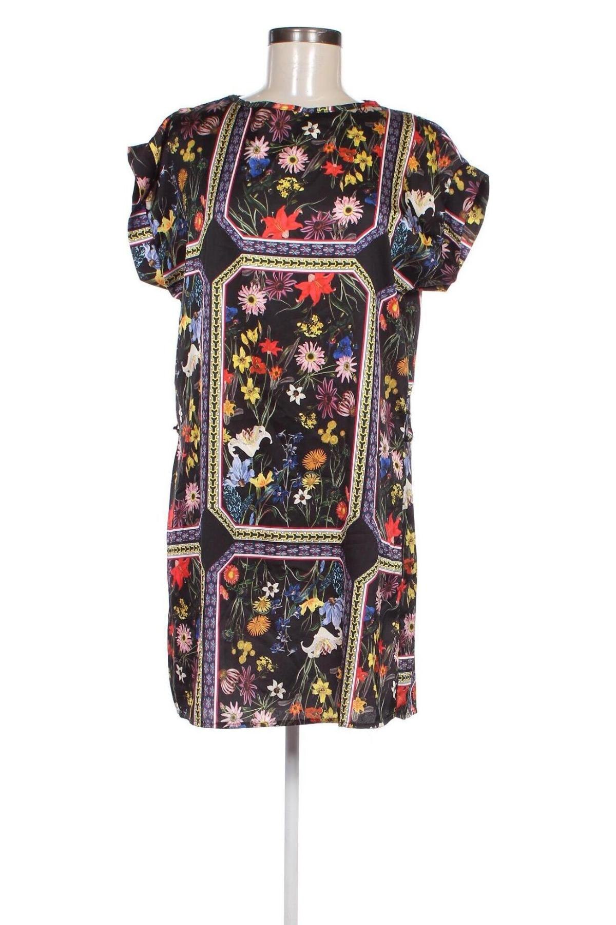 Rochie, Mărime M, Culoare Multicolor, Preț 43,99 Lei