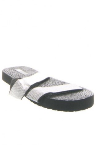 Papuci Unbranded, Mărime 39, Culoare Multicolor, Preț 78,99 Lei