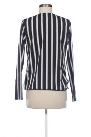 Bluzka damska Boohoo, Rozmiar XS, Kolor Kolorowy, Cena 43,68 zł