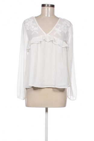 Damen Shirt Ella, Größe M, Farbe Weiß, Preis € 9,74