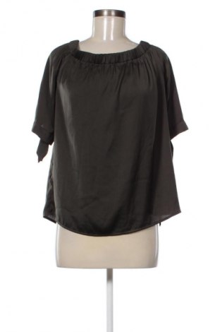 Dámská halenka H&M, Velikost L, Barva Zelená, Cena  247,00 Kč